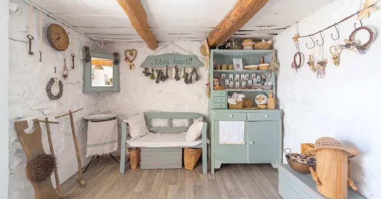 Folk & vintage Műhely Hollókő