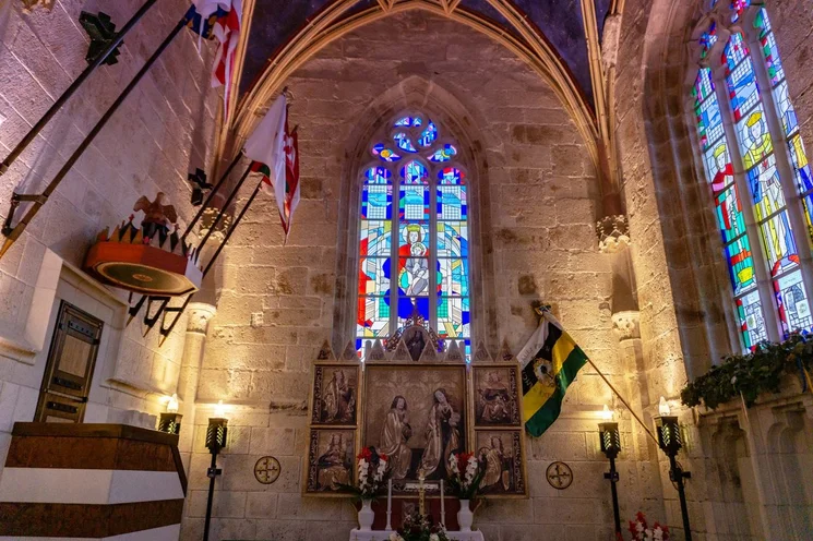 Keresztelő helyszín Füzér Várának várkápolnájában