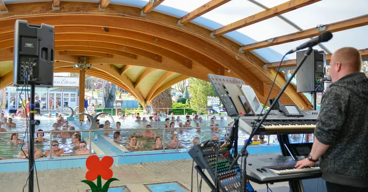 Márciusi hosszú hétvége wellness programmal az Igali-Gyógyfürdőben 2026