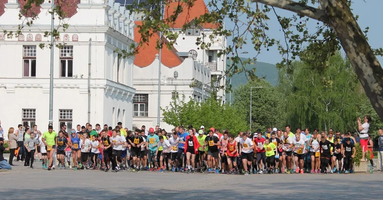 Kossuth Staféta Futóverseny Sárospatak és Sátoraljaújhely között