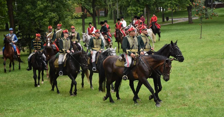 Huszár és Katonai Hagyományőrző Ünnep Pomáz