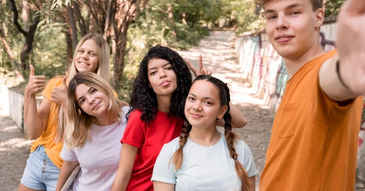 Osztálykirándulás a veresegyházi medverezervátumba, a Medveotthon állatkertbe