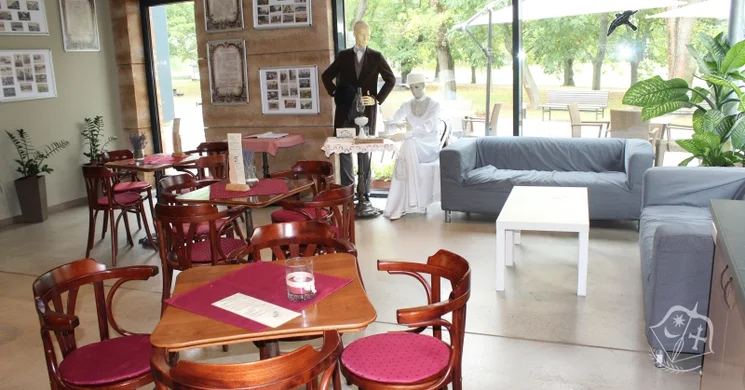 Szeri Kávézó Ópusztaszer