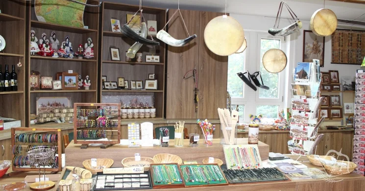 Feszty Ajándékbolt Ópusztaszer