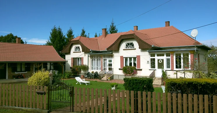 Gorza Őrségi Parasztház Vendégház