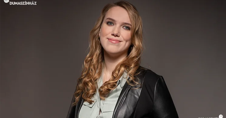 Női stand-uposok előadásai 2025 / 2026. Ács Fruzsina előadásai a Dumaszínházban online jegyek