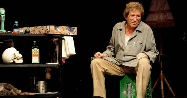 Kern András est 2026 - A kellékes előadások és online jegyvásárlás