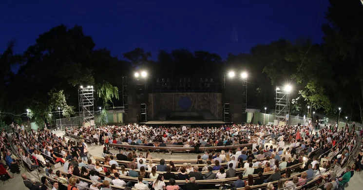 Újszegedi Szabadtéri Színpad program 2026. Online jegyvásárlás