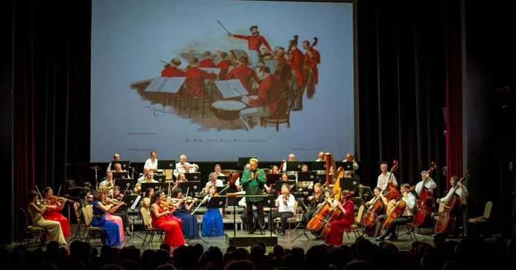 Keringővarázs 2025. Karácsonyi koncert a RaM-ArT Színházban, online jegyvásárlás