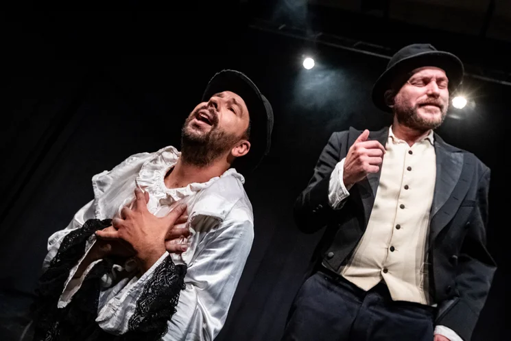 Kettőspont Színház 2026. Előadások és online jegyvásárlás