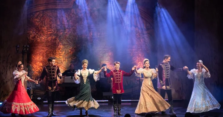 Szilveszteri operettgála a Szegedi Nemzeti Színházban 2025. Online jegyvásárlás