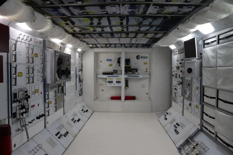 Life in Space 2026. Utazó űr kiállítás az Etele Plázában, online jegyvásárlás