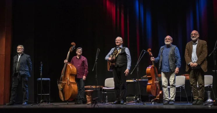 Kaláka felnőtteknek 2026. Akusztikus koncertek sztárvendégekkel