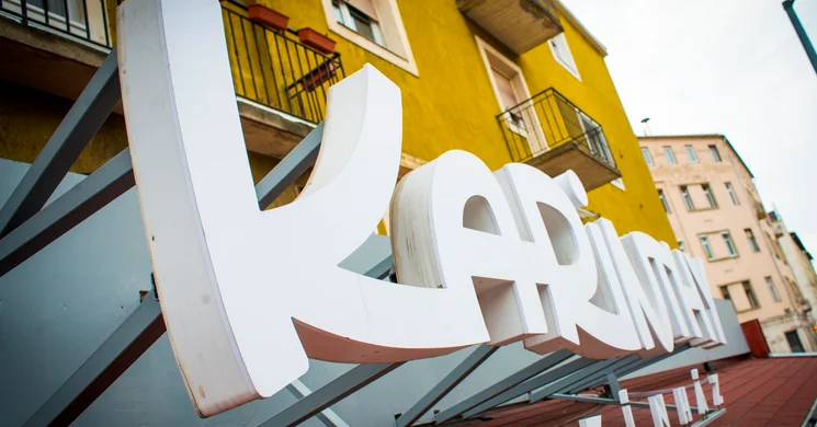 Karinthy Színház előadások Budapest 2026 - Online jegyvásárlás