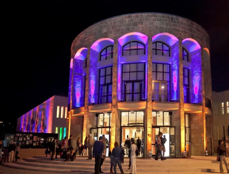 MOM szabadtéri színpad programok 2026 - Online jegyvásárlás