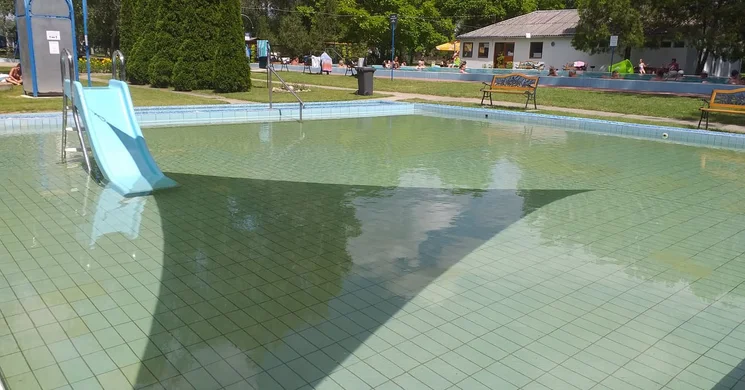 Tápiószentmártoni Strand és Termálfürdő