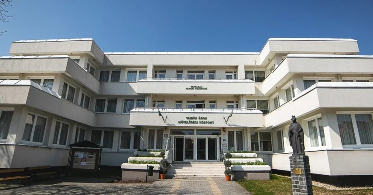 Tamási Áron Művelődési Központ Tapolca