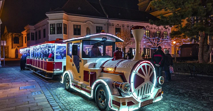 Adventi Fényvonat 2025 Székesfehérvár