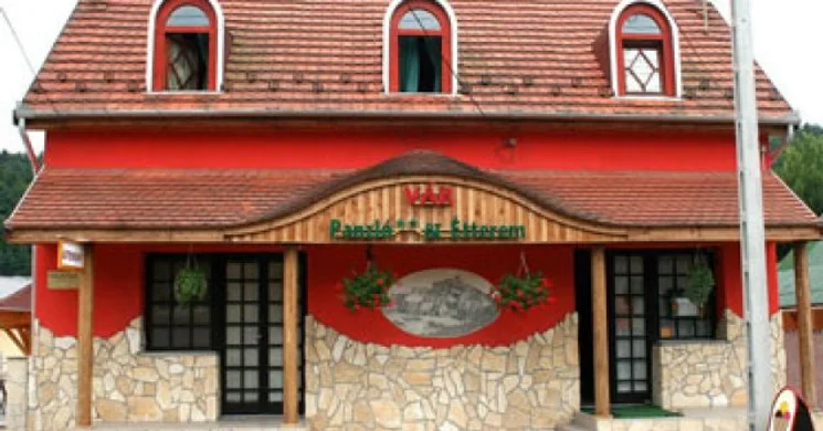 Vár Panzió és Étterem Sirok