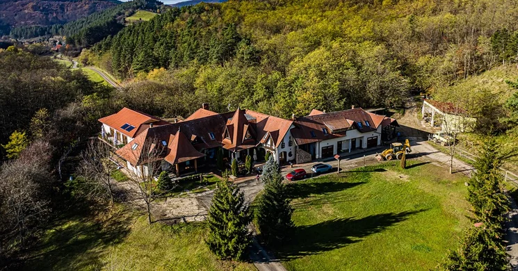 Bárna Vadász- és Pihenőház