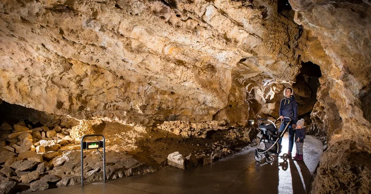 Szemlő-hegyi barlanglátogatás Budapesten, tegyen egy sétát Budapest alatt