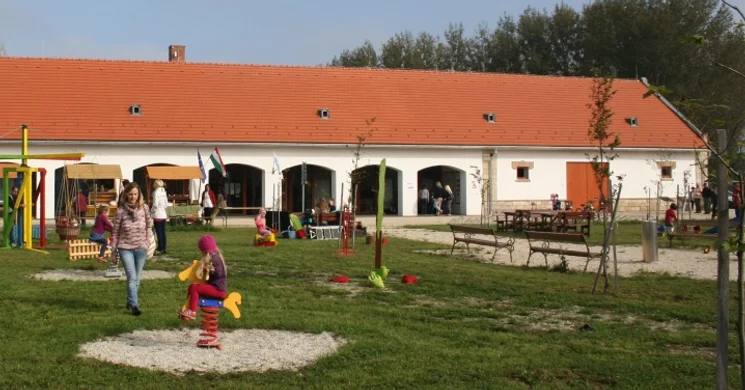 Lászlómajor Látogatóközpont