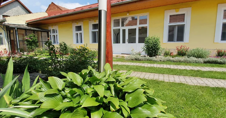 Kert Panzió Sárospatak
