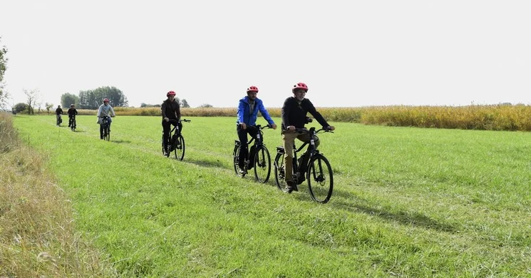 Elektromos kerékpár túrák a Kiskunsági Nemzeti Parkban