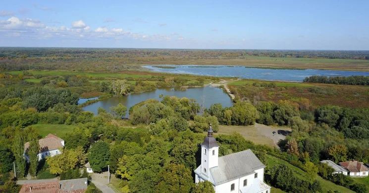 Tiszaalpári földvár, kirándulás egy fokozottan védett régészeti lelőhelyen