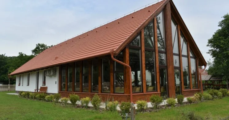 Naprózsa Erdei Iskola Fülöpháza