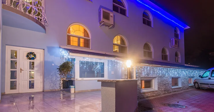 Márvány Panzió Hajdúszoboszló