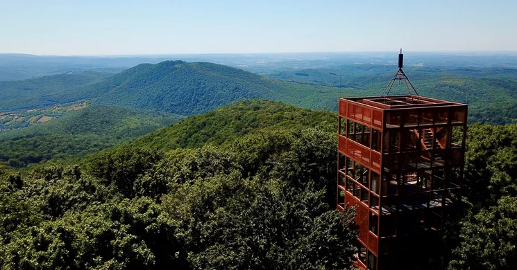 Zengő kilátó Pécsvárad