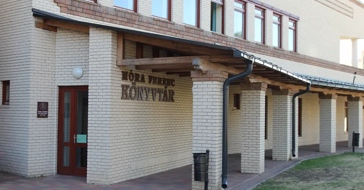 Móra Ferenc Könyvtár Miskolc