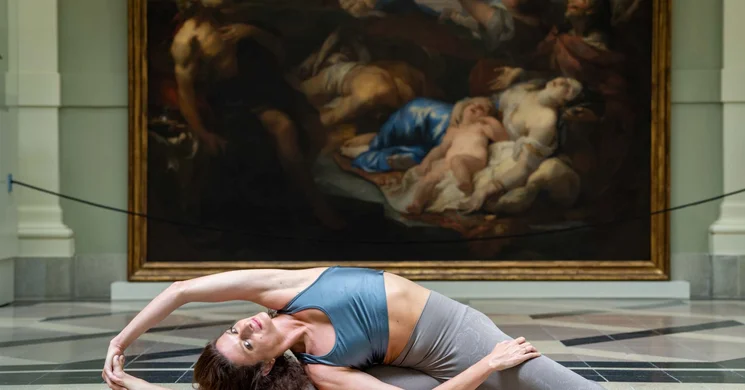 Jóga program a Szépművészeti Múzeumban 2025. Jóga Jordán Adéllal a Román Csarnokban