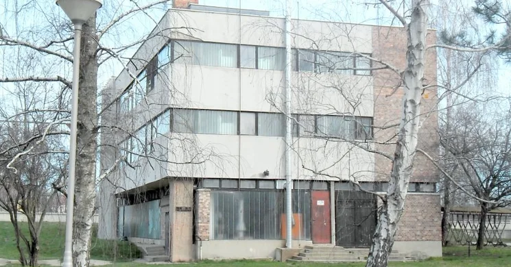 Tiszaligeti Kajak-Kenu Ház Szolnok