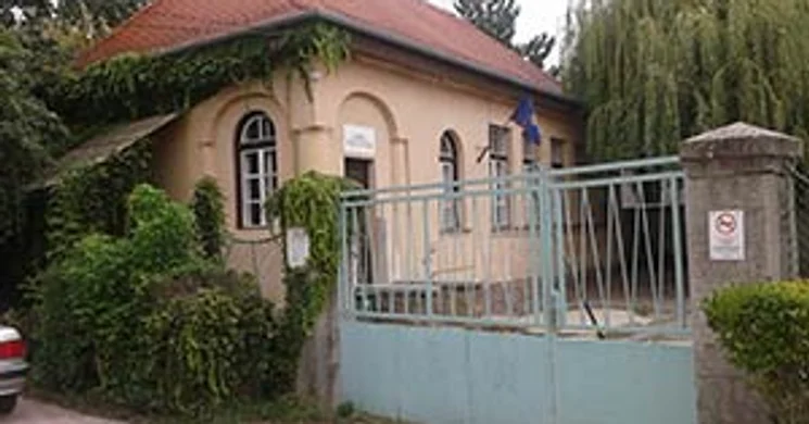 Könyvtár Tahitótfalu