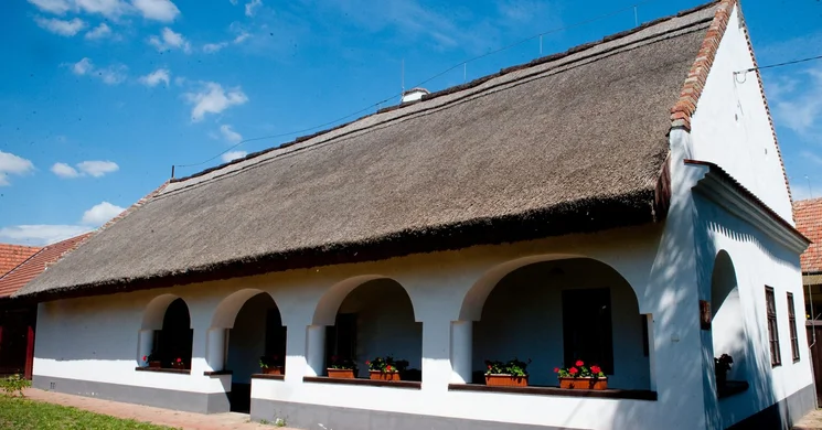 Hajdúböszörményi Népi Hajdúház