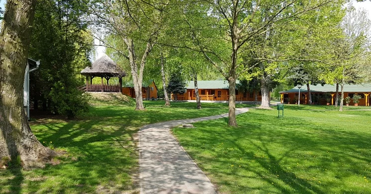 Tomaj Camping “Riviera” Apartman & Strand Badacsonytomaj