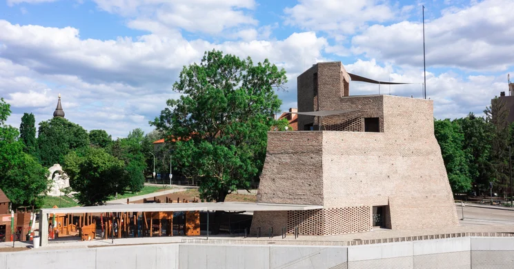 Várkapu - Szolnoki Vártörténeti Látogatóközpont