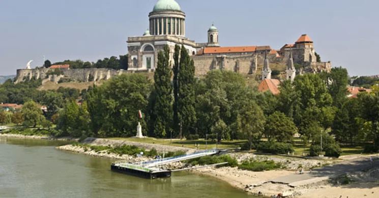 Emlékhelyek Napja Esztergom 2025