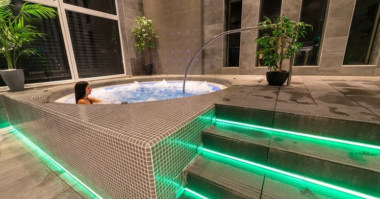 Day & Spa wellness hétköznap Hévíz, egész napos belépő és ebéd a Bonvitalban kedvezményes áron