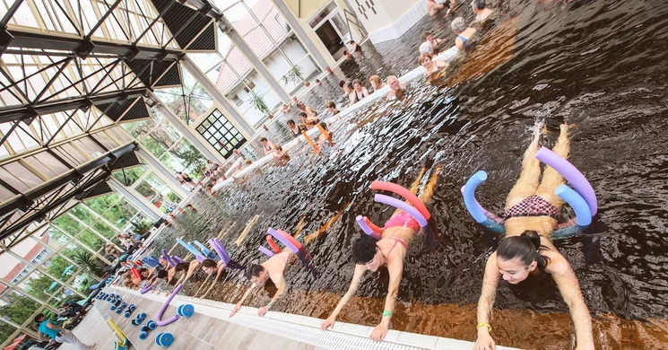 Fizioterápia orvosi beutalóval is a Gyopárosfürdői Rehabilitációs és Wellness Központban