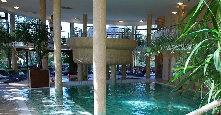 Wellness Gyulán, 2 vagy 4 éjszakás őszi pihenés teljes panzióval a Wellness Hotel Gyulában
