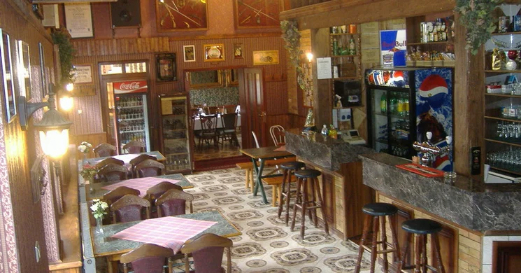 Zrínyi Sörkert Étterem Szekszárd